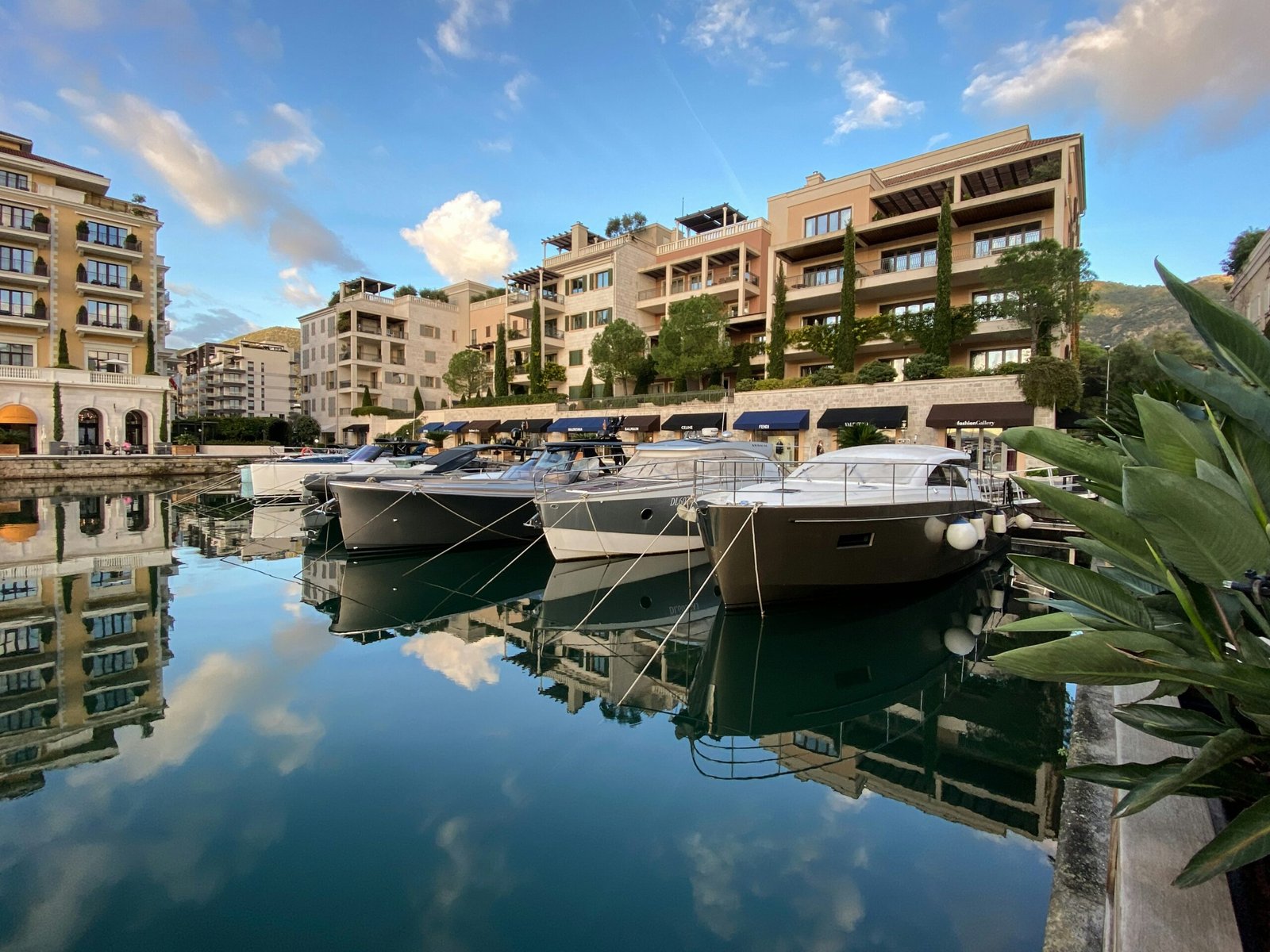 Rustige dagjes op het water bij Tivat en de ultieme balkan-vakantie
