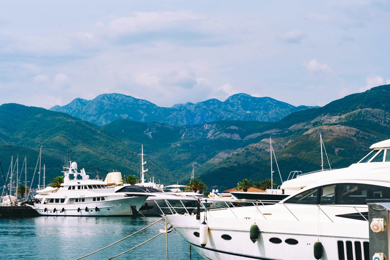 Rustige dagjes op het water bij Tivat en de ultieme balkan-vakantie