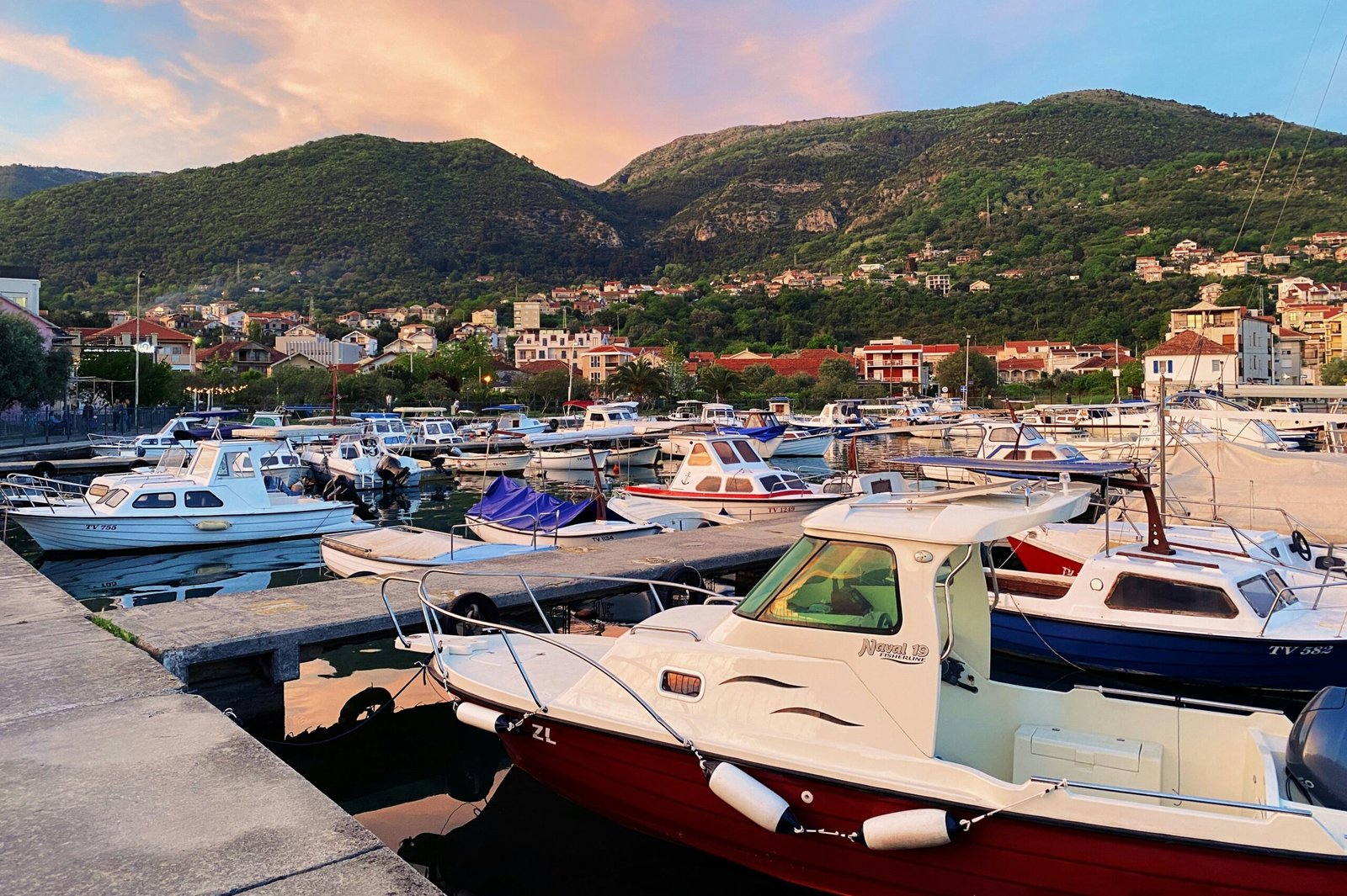 Rustige dagjes op het water bij Tivat en de ultieme balkan-vakantie
